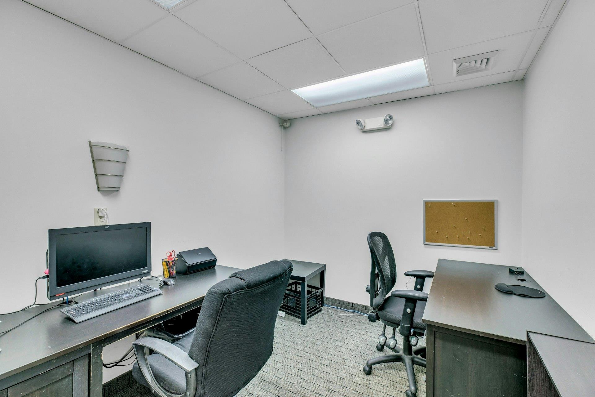 135 Plandome Road, Manhasset, NY 11030