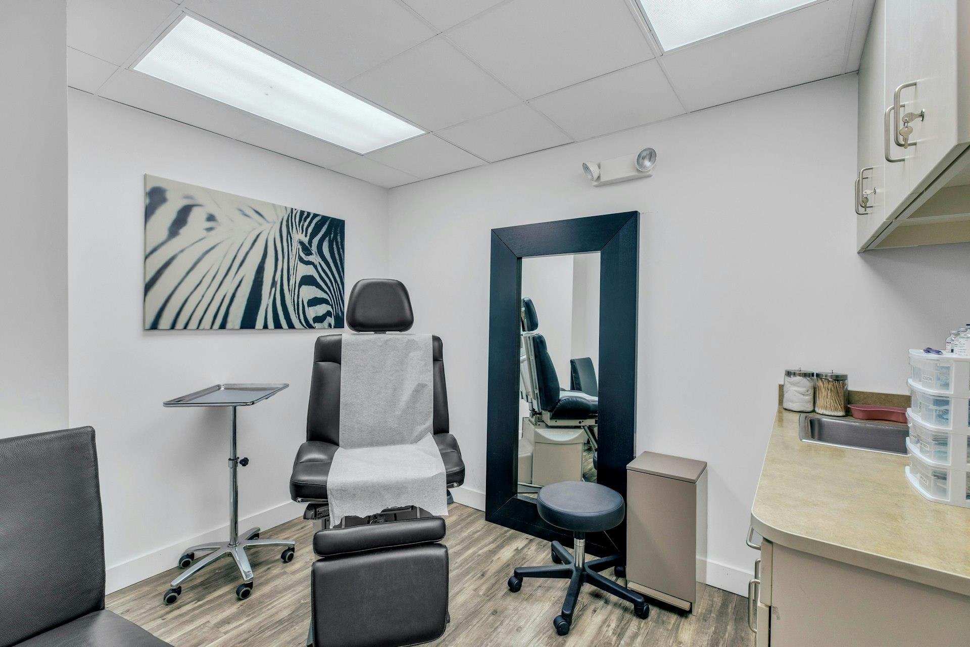 135 Plandome Road, Manhasset, NY 11030