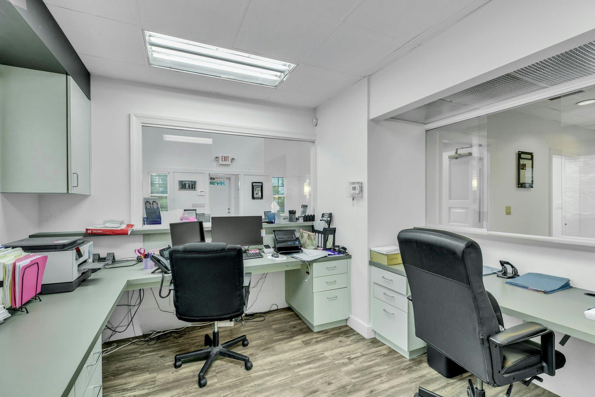 135 Plandome Road, Manhasset, NY 11030