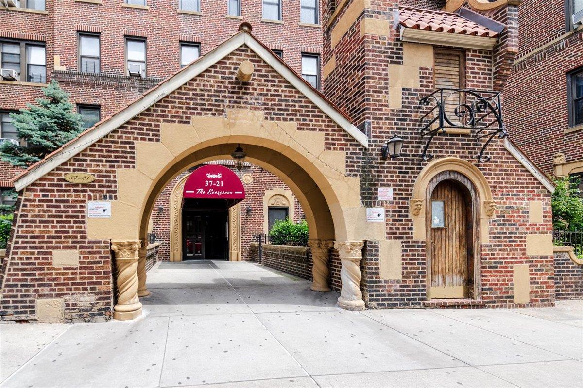 37-21 80th Street # 4-H, Jackson Heights, NY 11372