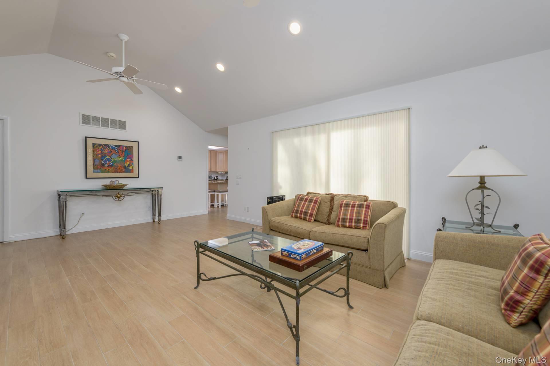 11 Paths End Court, Water Mill, NY 11976