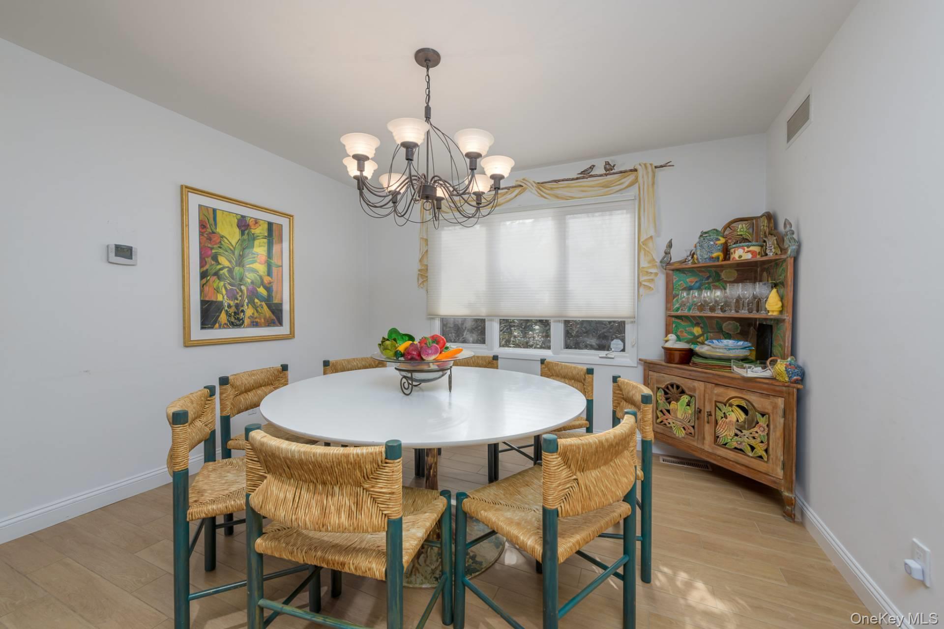 11 Paths End Court, Water Mill, NY 11976