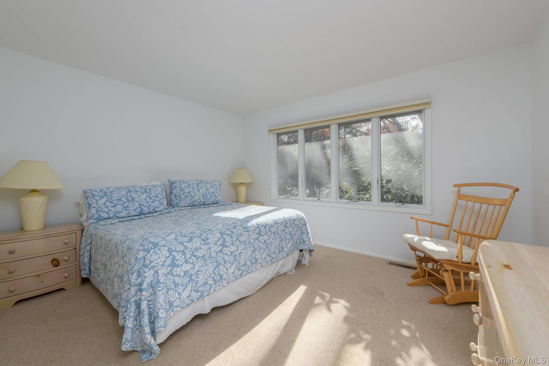 11 Paths End Court, Water Mill, NY 11976