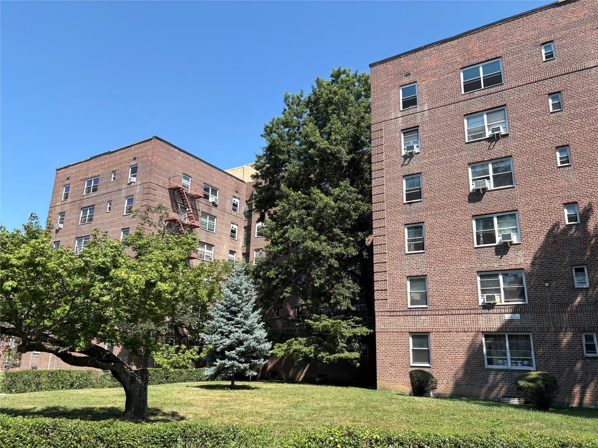 147-31 38th Avenue # A64, Flushing, NY 11354