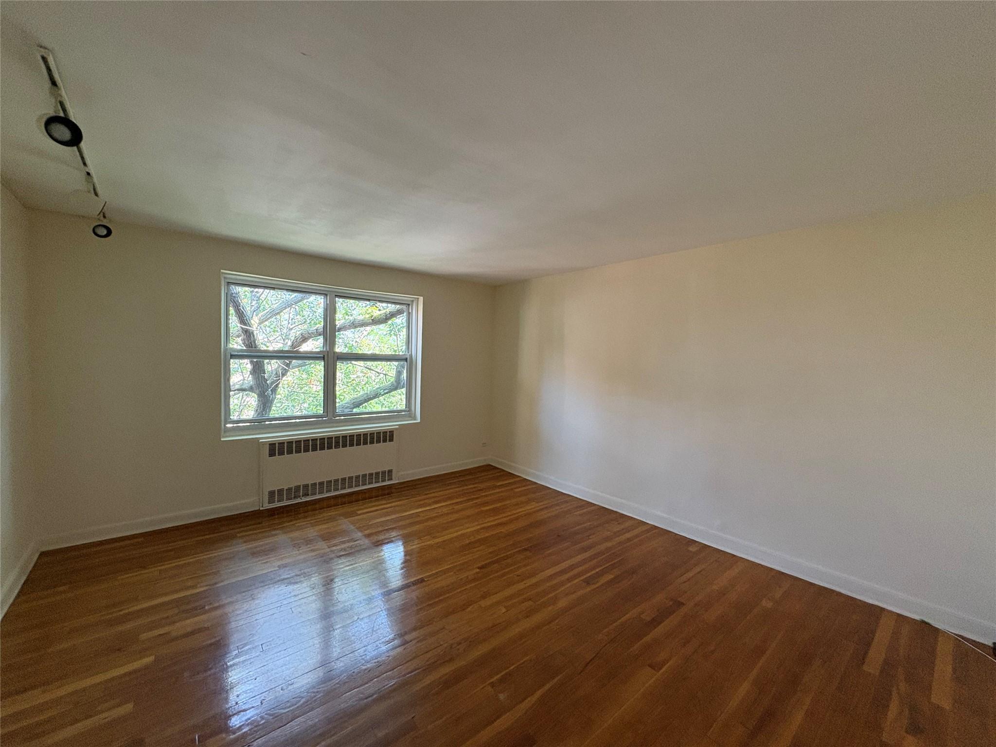 147-31 38th Avenue # A64, Flushing, NY 11354