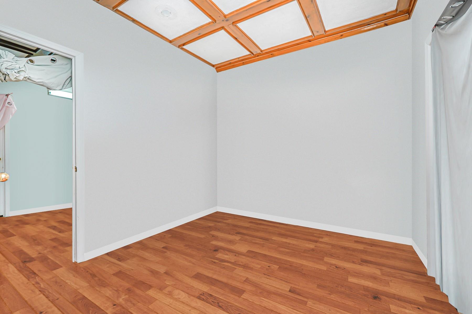 654 58th Street, Brooklyn, NY 11220