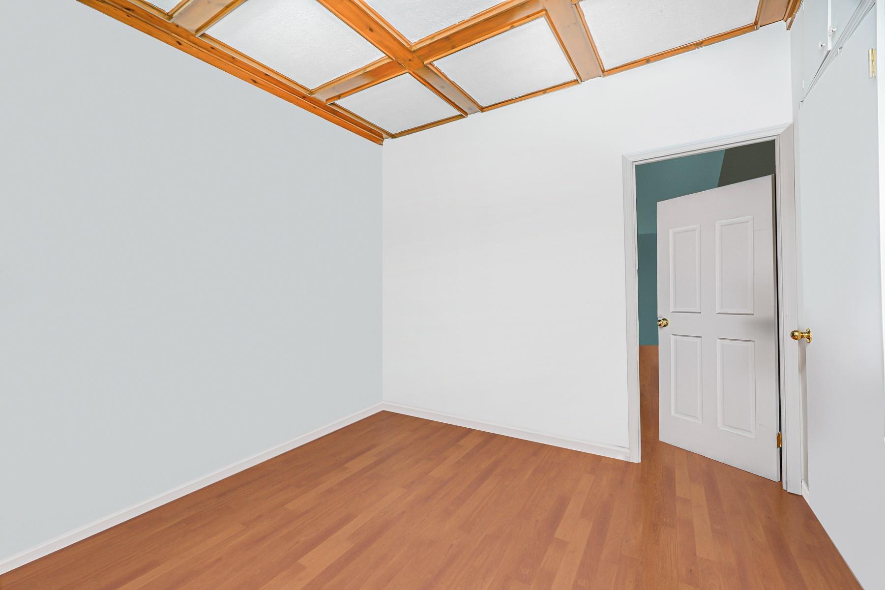 654 58th Street, Brooklyn, NY 11220