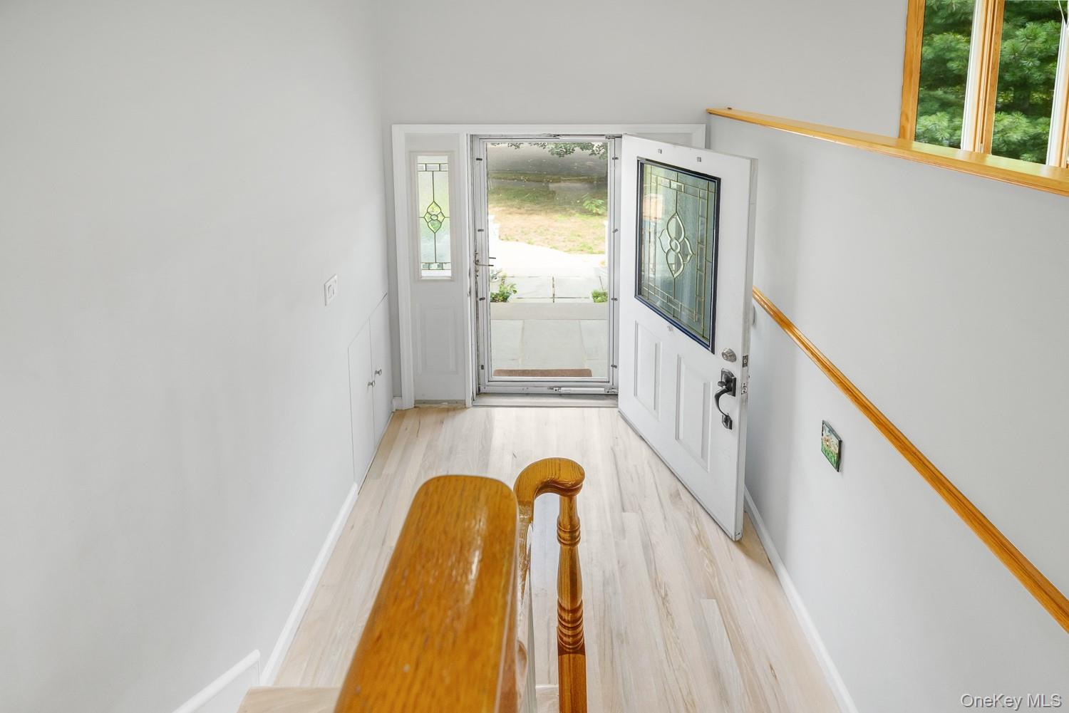 52 North Drive, Manhasset Hills, NY 11040