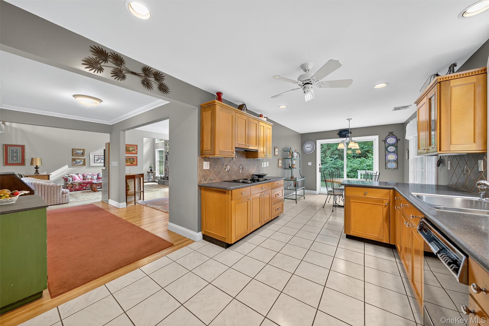 34 Salierno Road, Tuxedo Park, NY 10987