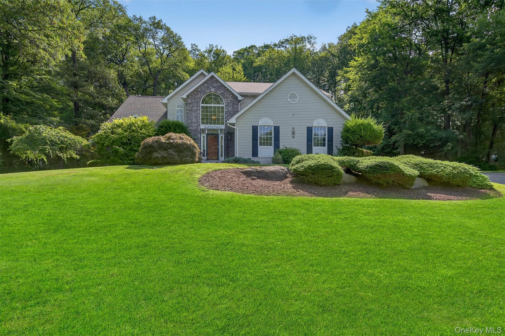 34 Salierno Road, Tuxedo Park, NY 10987