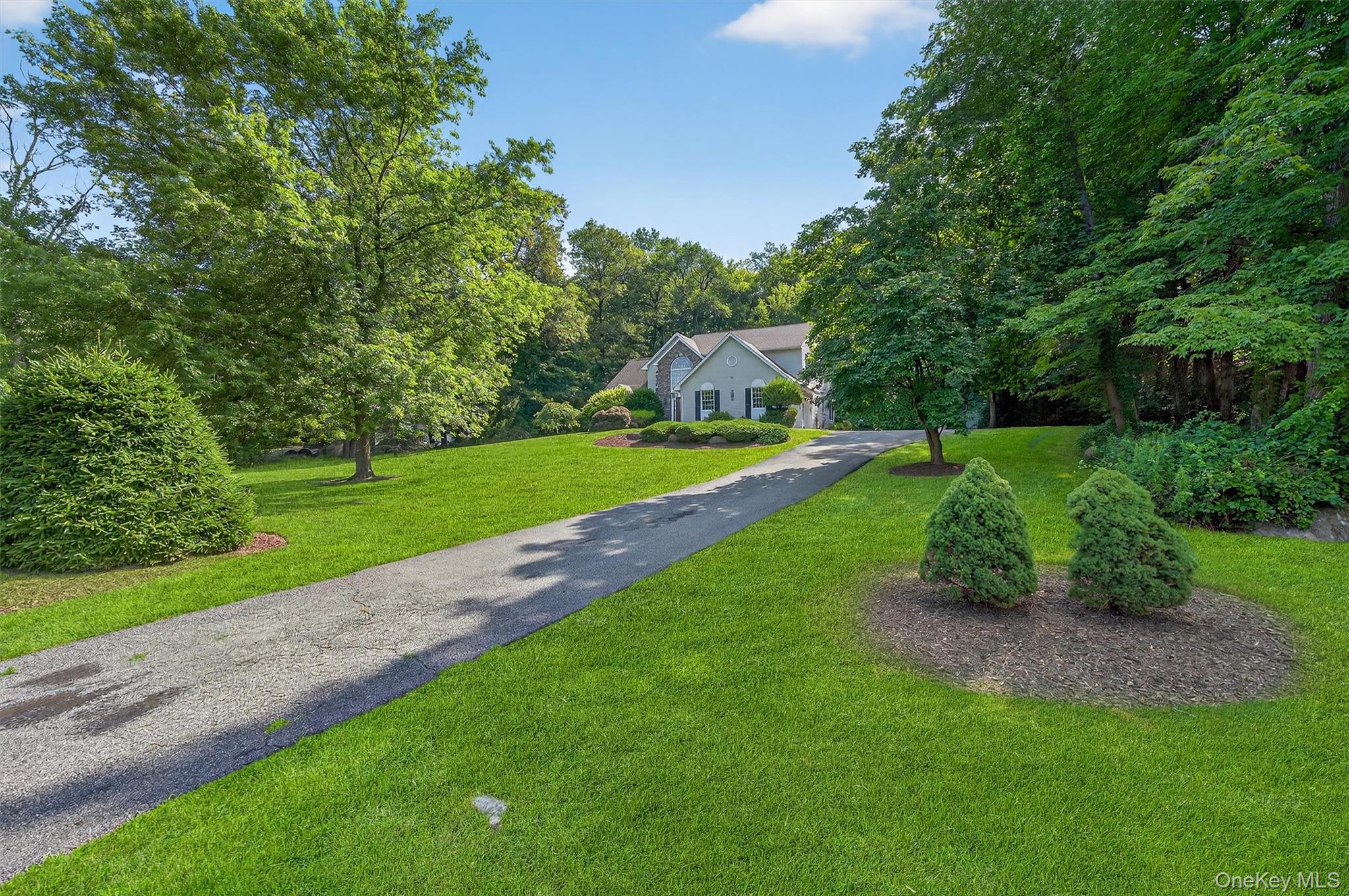 34 Salierno Road, Tuxedo Park, NY 10987