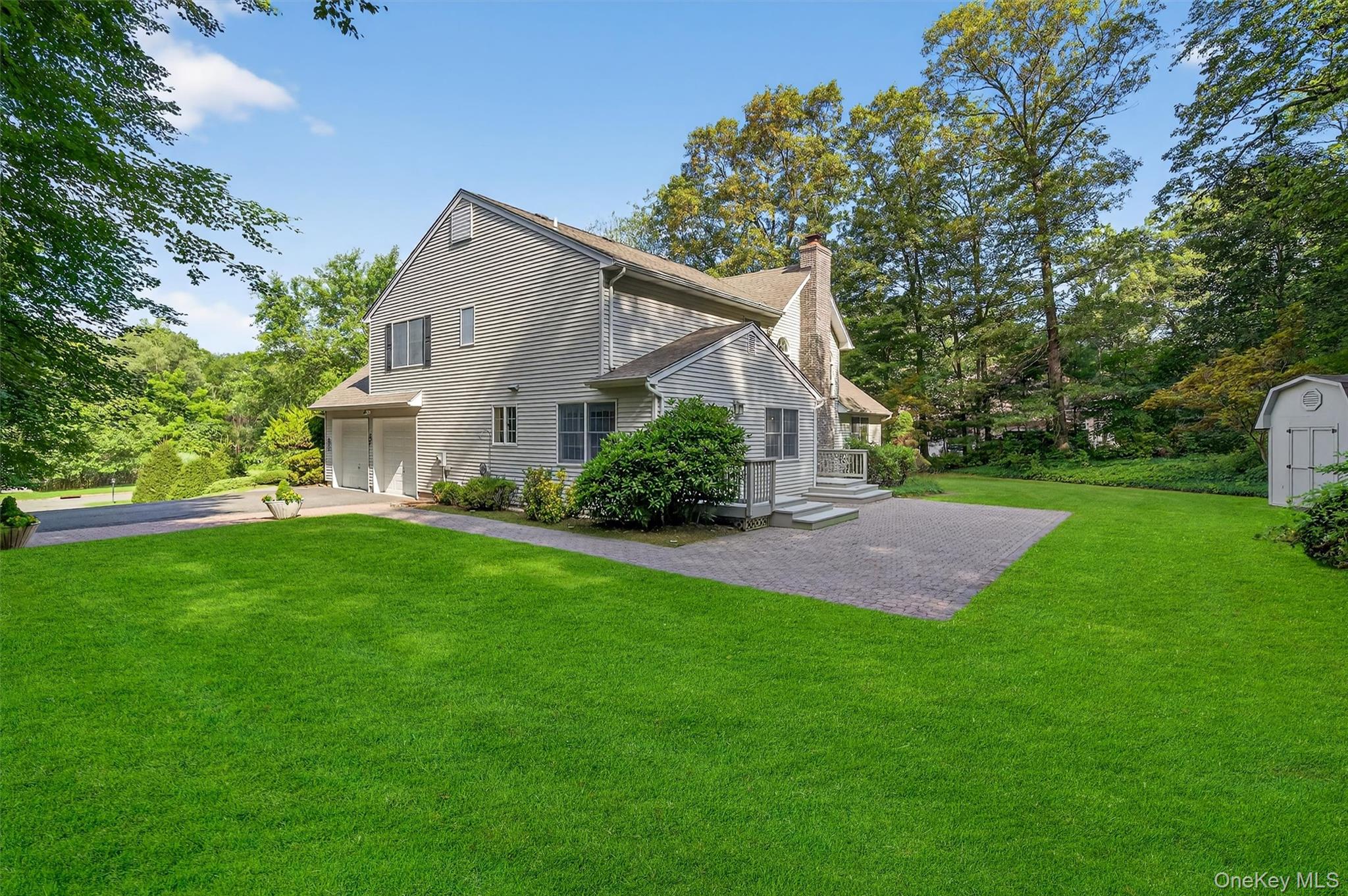 34 Salierno Road, Tuxedo Park, NY 10987