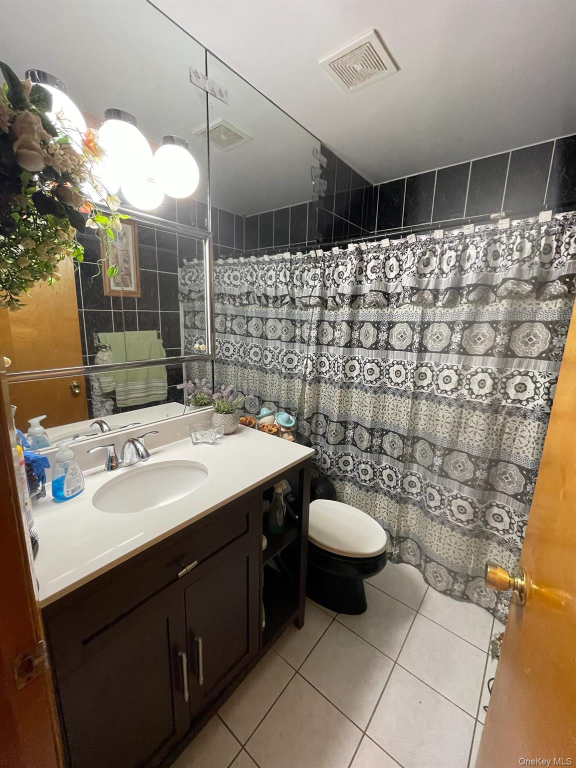 4 Golden Gate Lane, Shirley, NY 11967