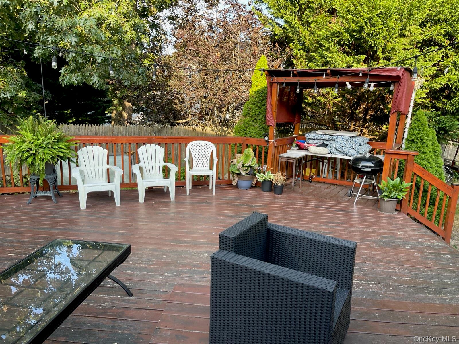 4 Golden Gate Lane, Shirley, NY 11967