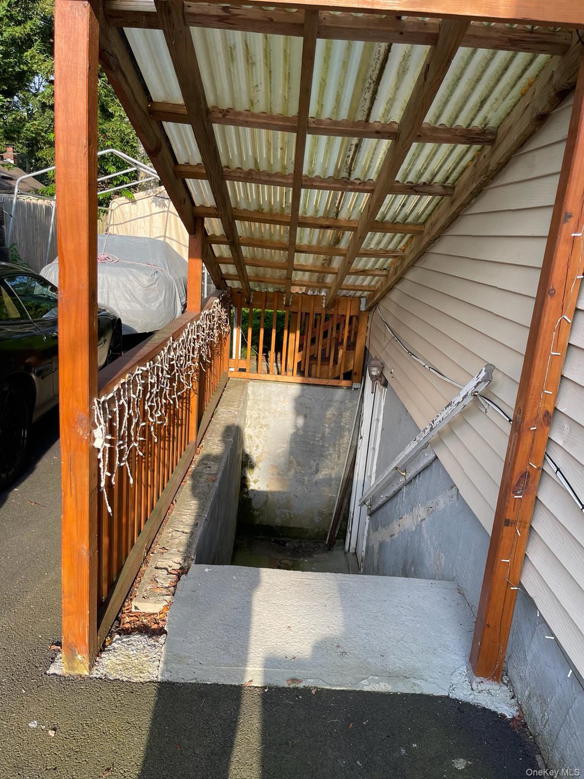 4 Golden Gate Lane, Shirley, NY 11967