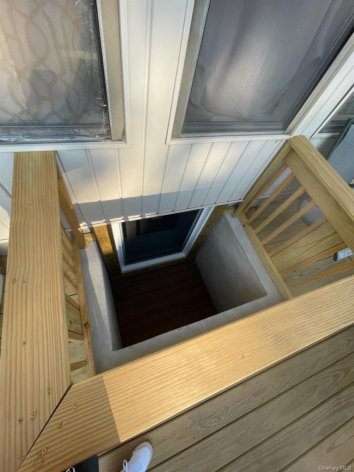 4 Golden Gate Lane, Shirley, NY 11967