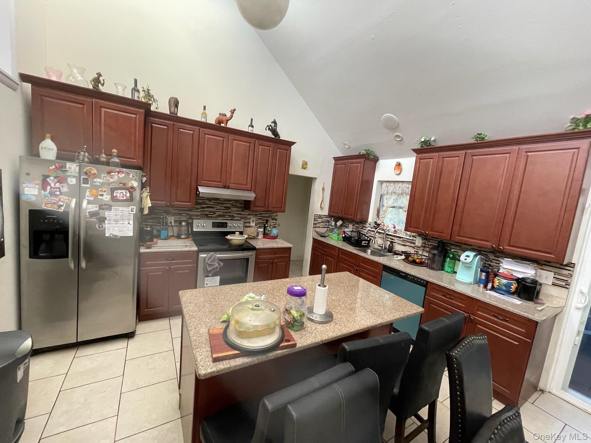 4 Golden Gate Lane, Shirley, NY 11967