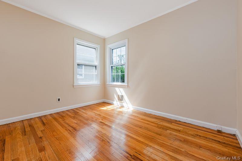 1033 Tulsa Street, Uniondale, NY 11553