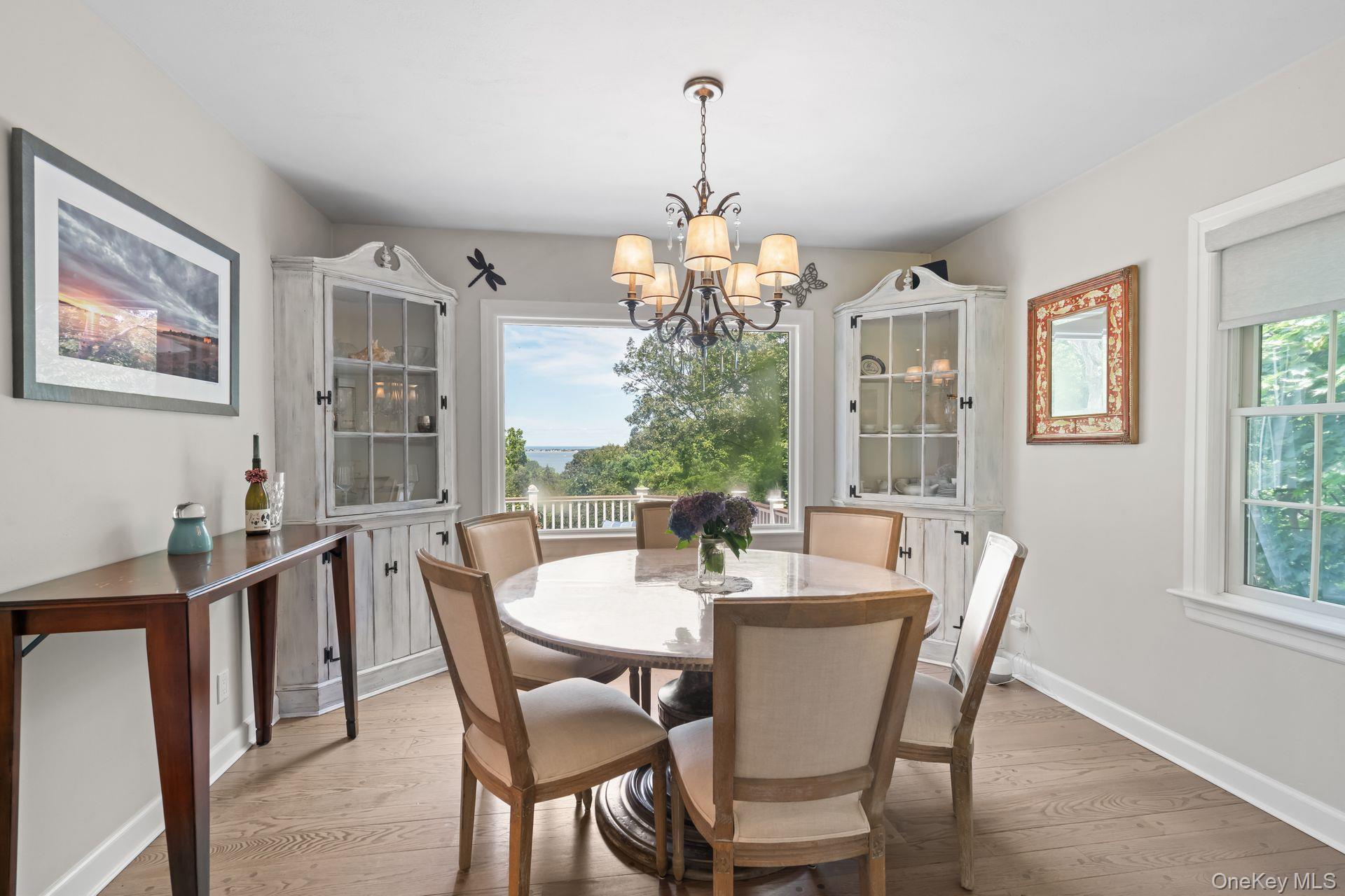 14 Thorman Lane, Huntington, NY 11743