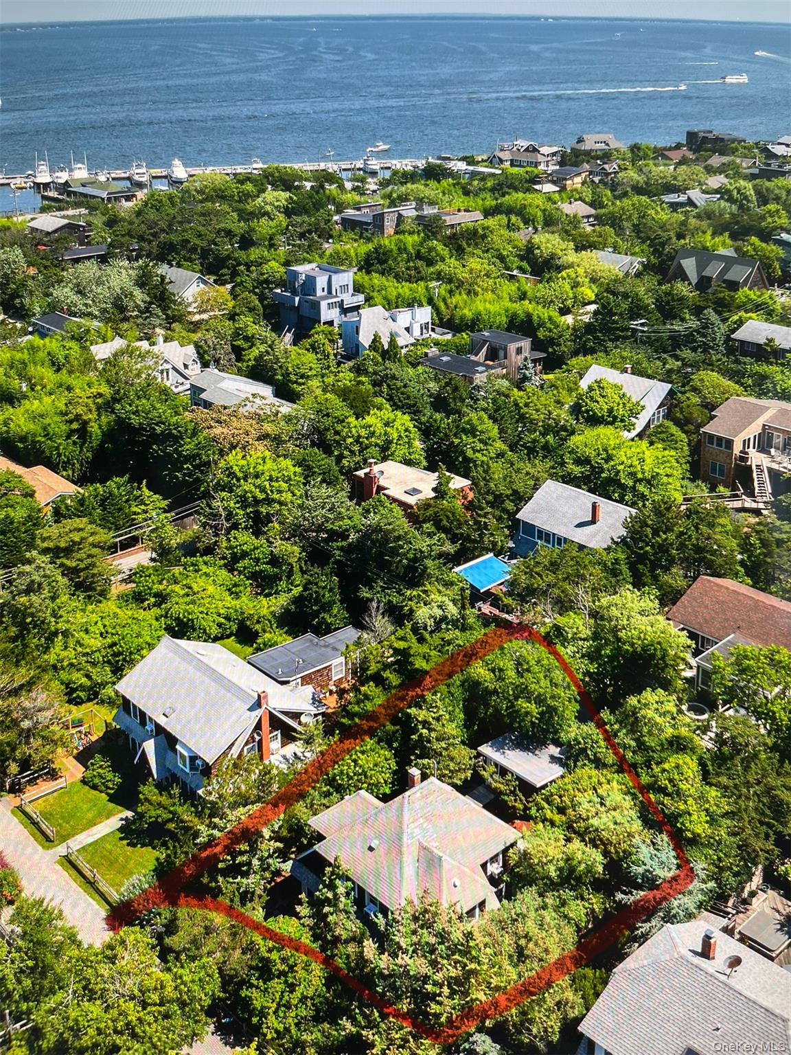 46 crescent Avenue, Ocean Beach, NY 11770