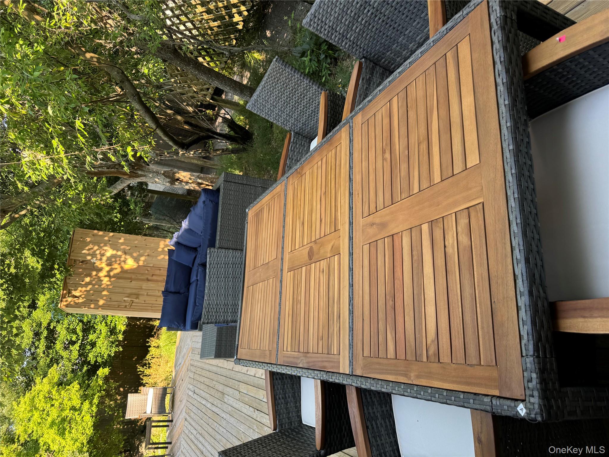 46 crescent Avenue, Ocean Beach, NY 11770