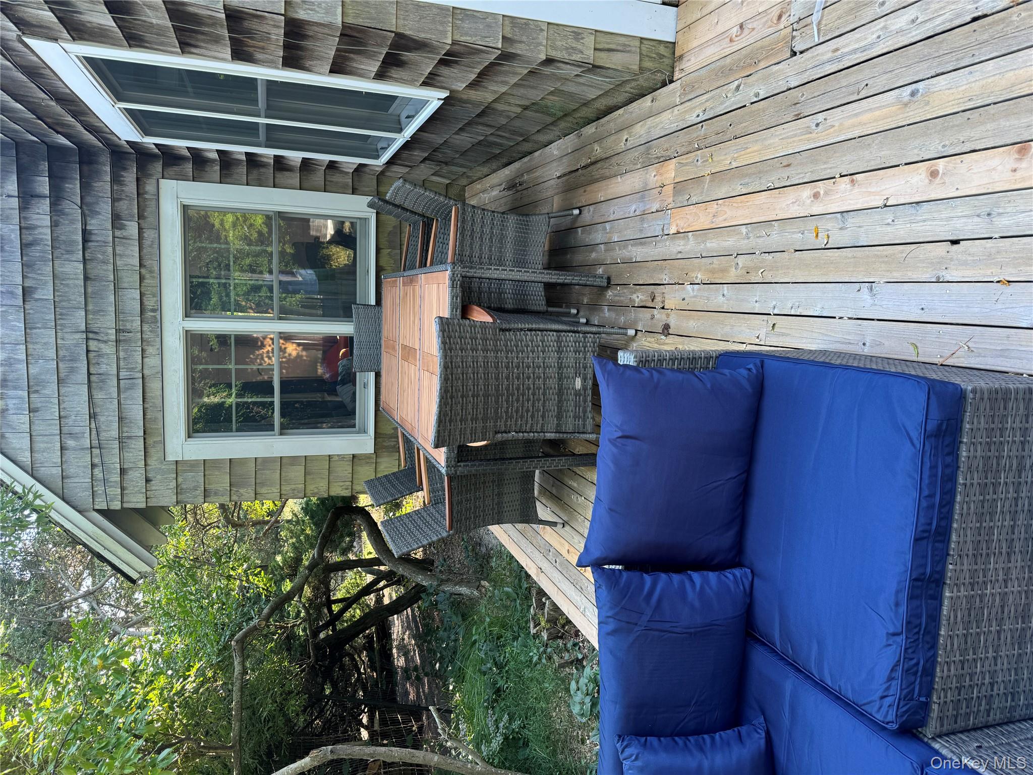 46 crescent Avenue, Ocean Beach, NY 11770