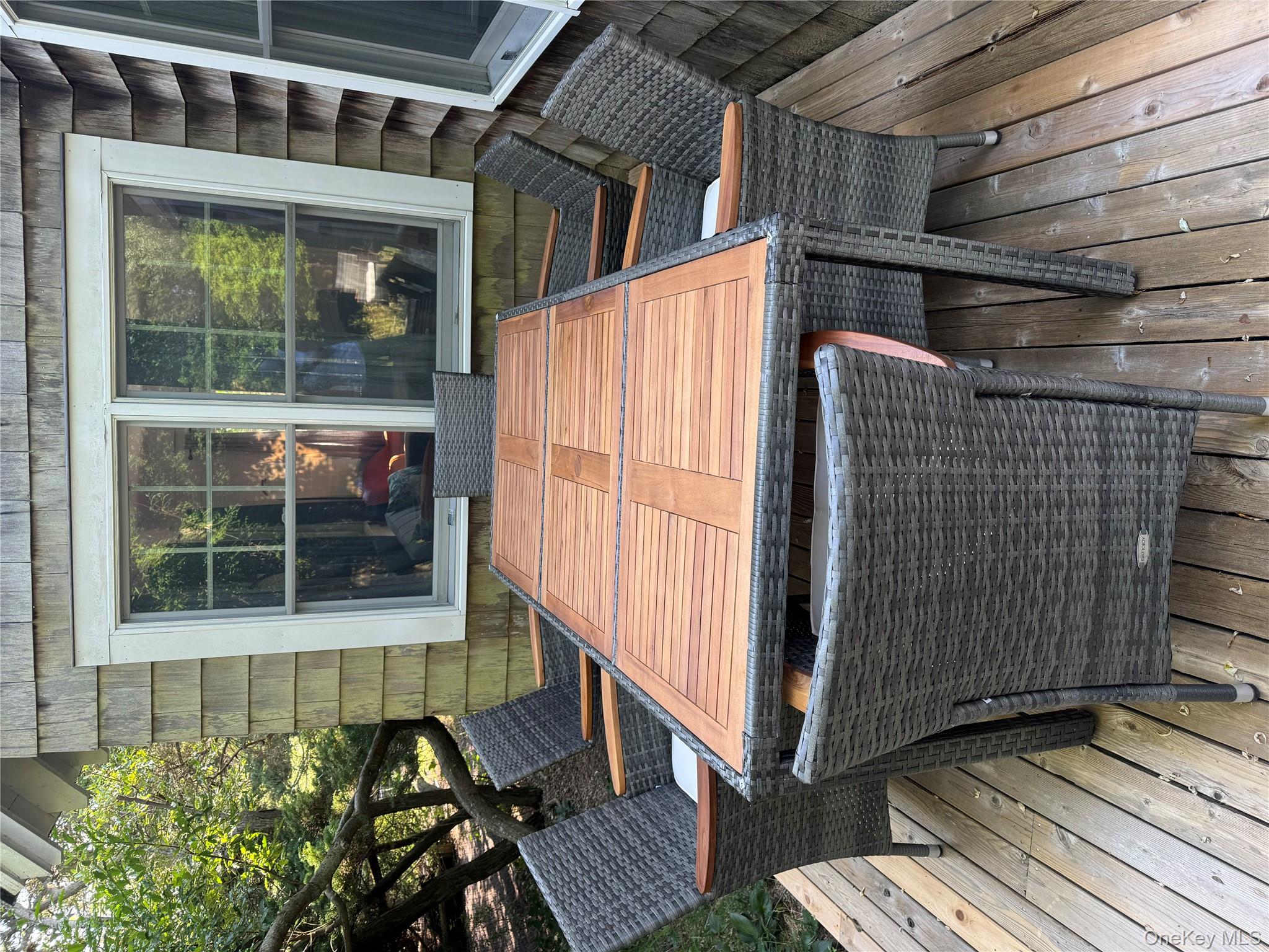 46 crescent Avenue, Ocean Beach, NY 11770