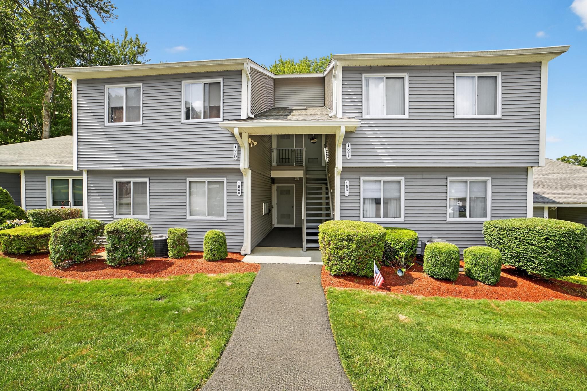 188 Long Hill Drive # C, Yorktown Heights, NY 10598