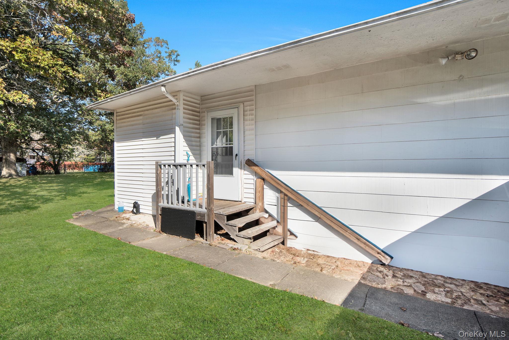 1524 Pine Acres Boulevard, Bay Shore, NY 11706