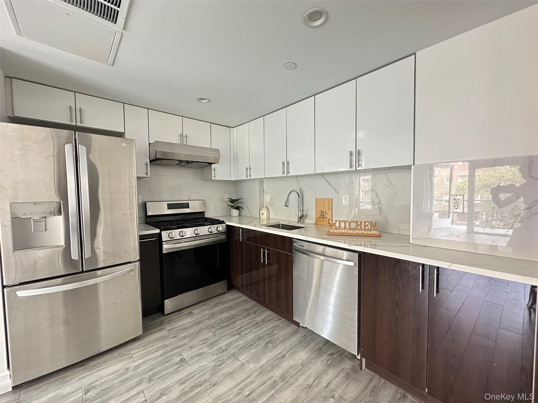 65-18 Austin Street # 3E, Rego Park, NY 11374