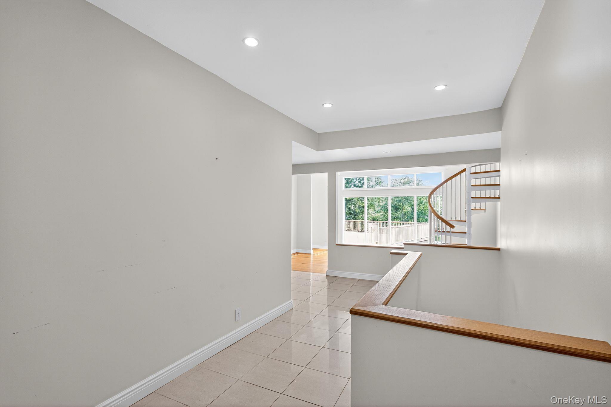 21 Hillside Court, Suffern, NY 10901