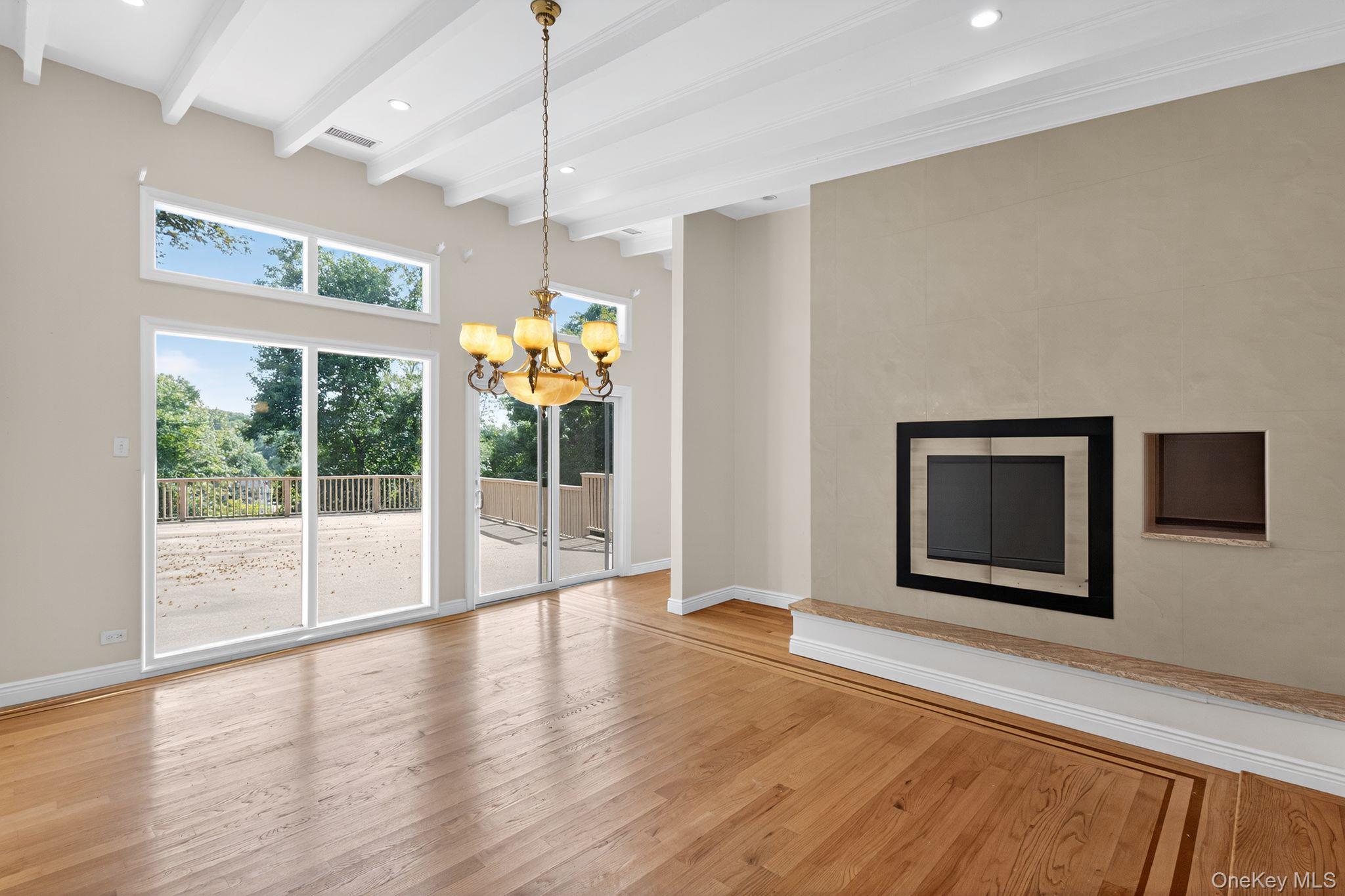 21 Hillside Court, Suffern, NY 10901