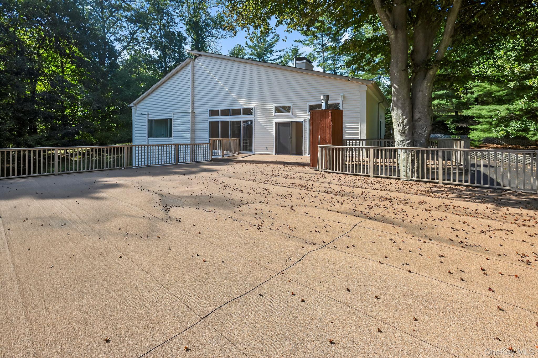 21 Hillside Court, Suffern, NY 10901