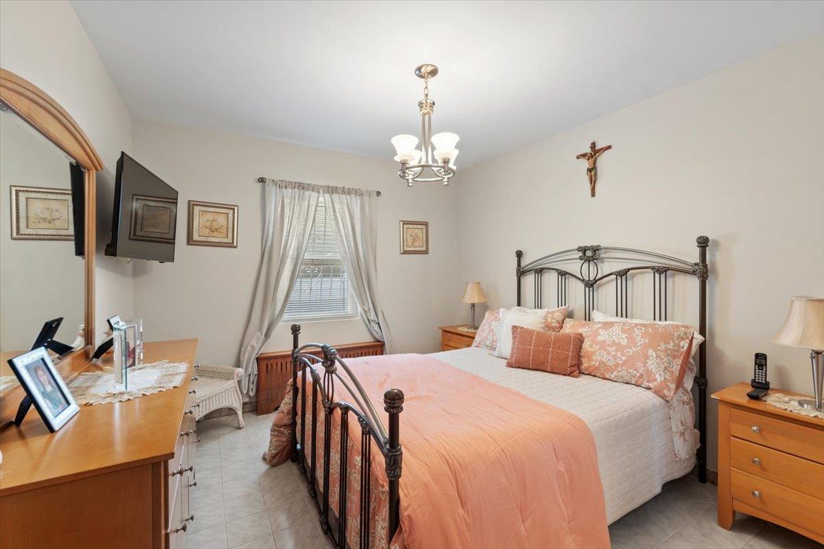 15 Sumner Avenue, Yonkers, NY 10704