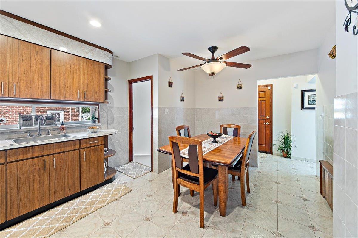 15 Sumner Avenue, Yonkers, NY 10704