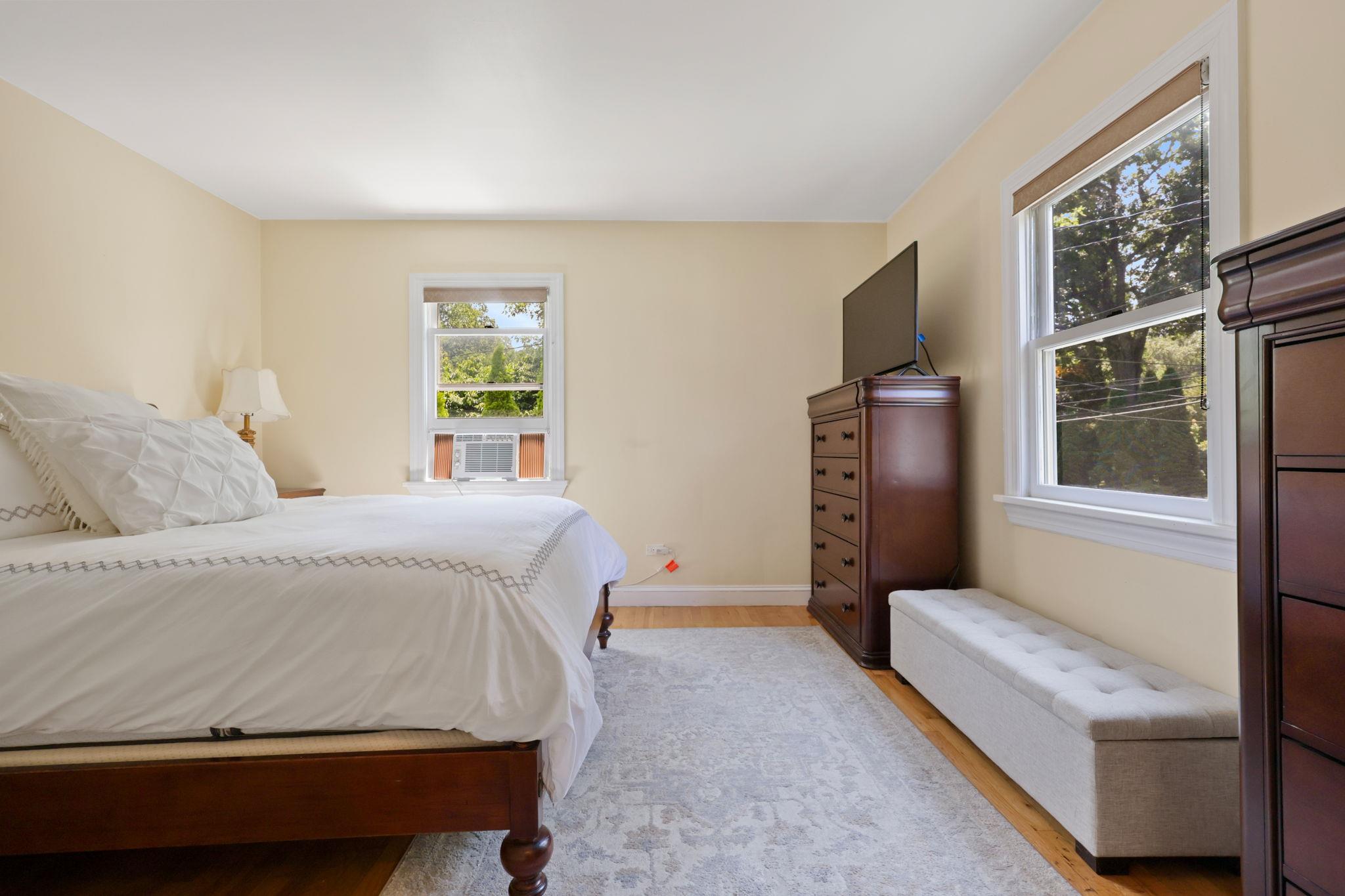 54 Claremont Road, Scarsdale, NY 10583