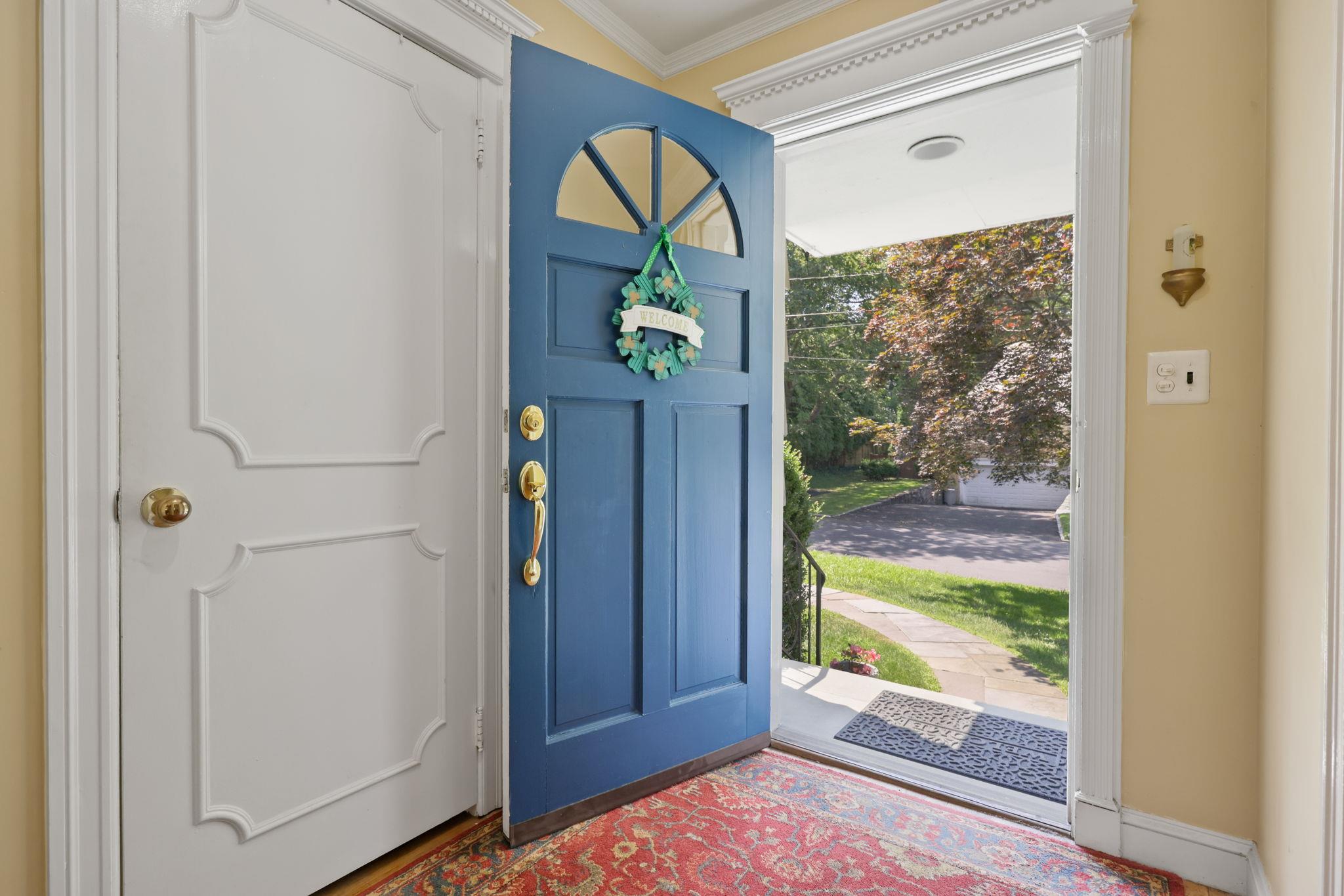 54 Claremont Road, Scarsdale, NY 10583