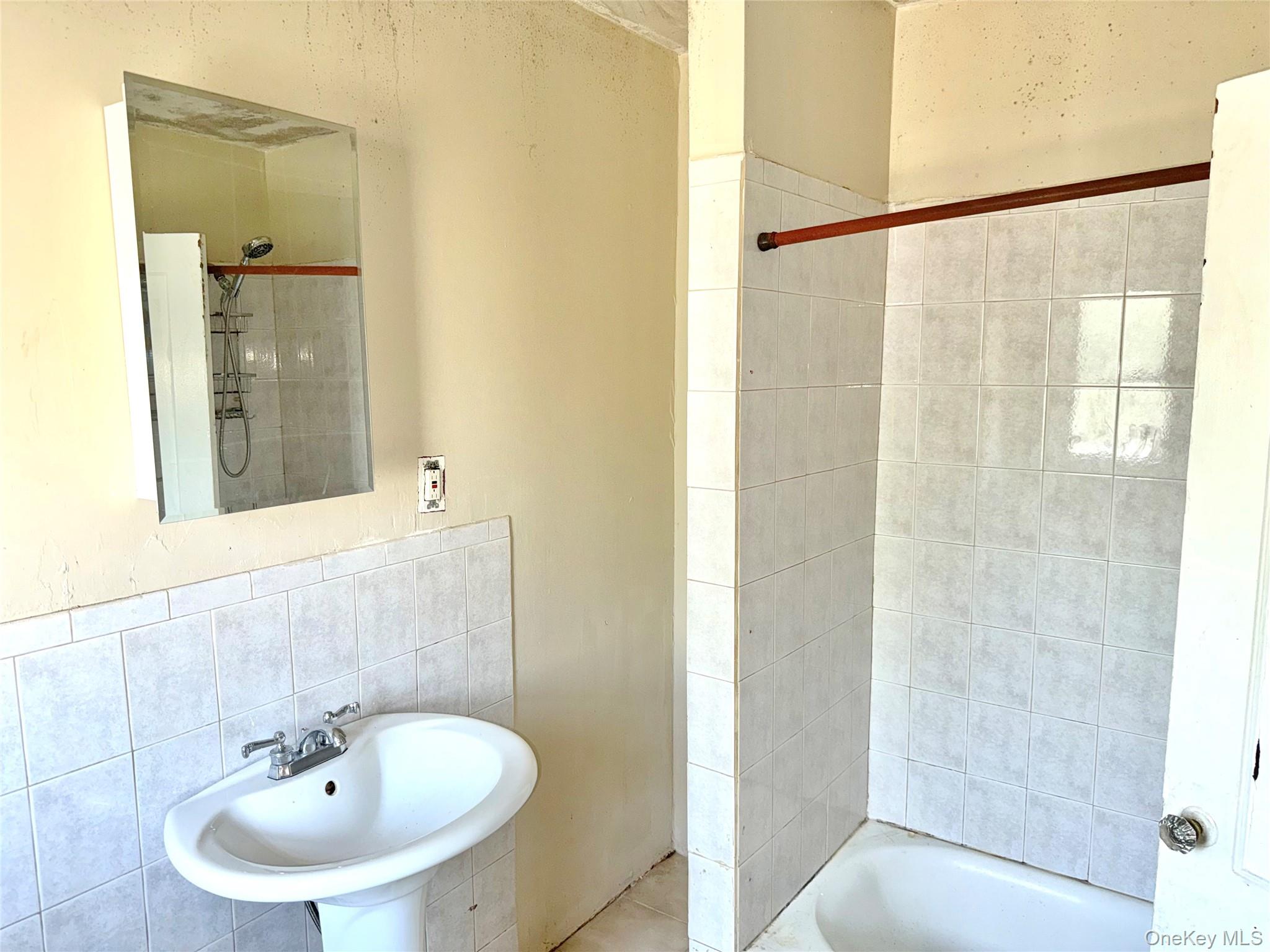 187-44 Jordan Avenue, Saint Albans, NY 11412