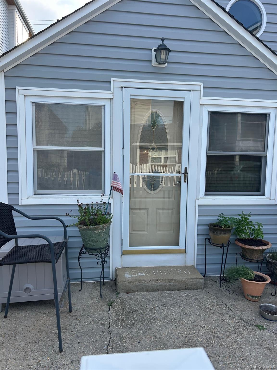 95 California Street, Long Beach, NY 11561