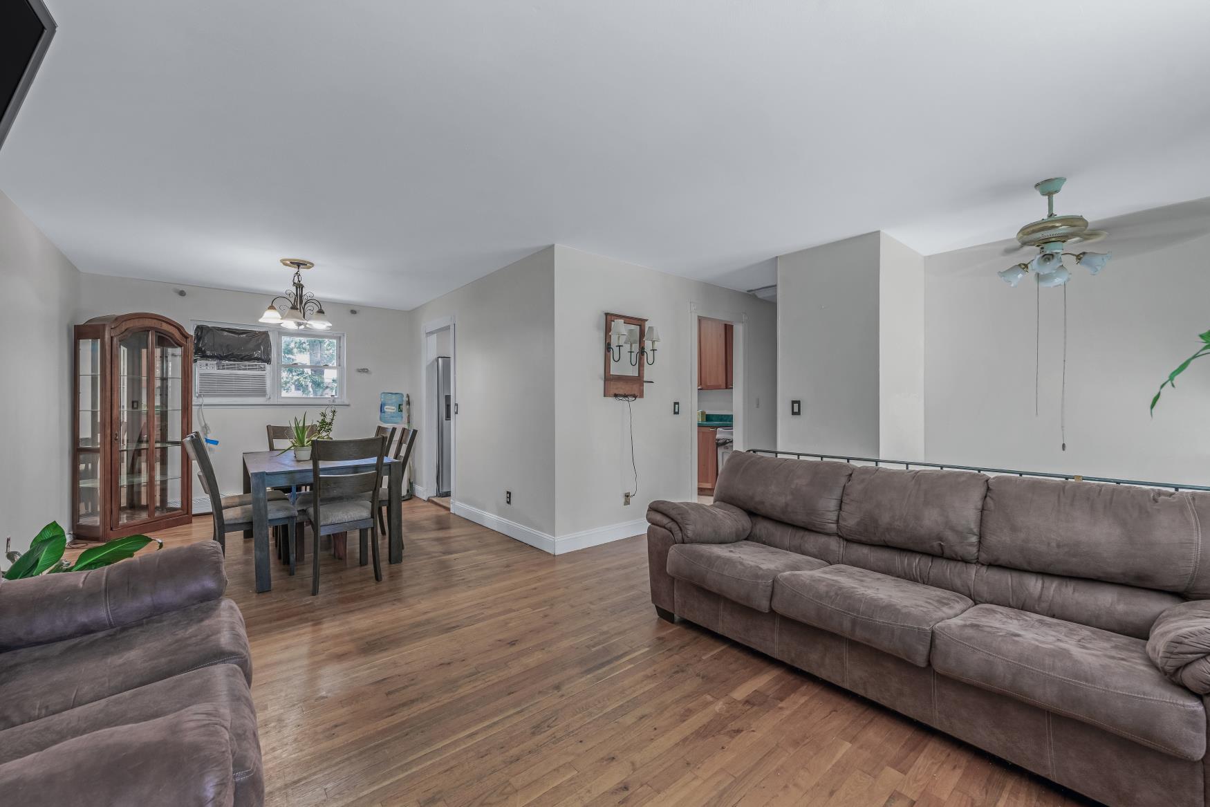 57 Rockland Avenue, West Babylon, NY 11704