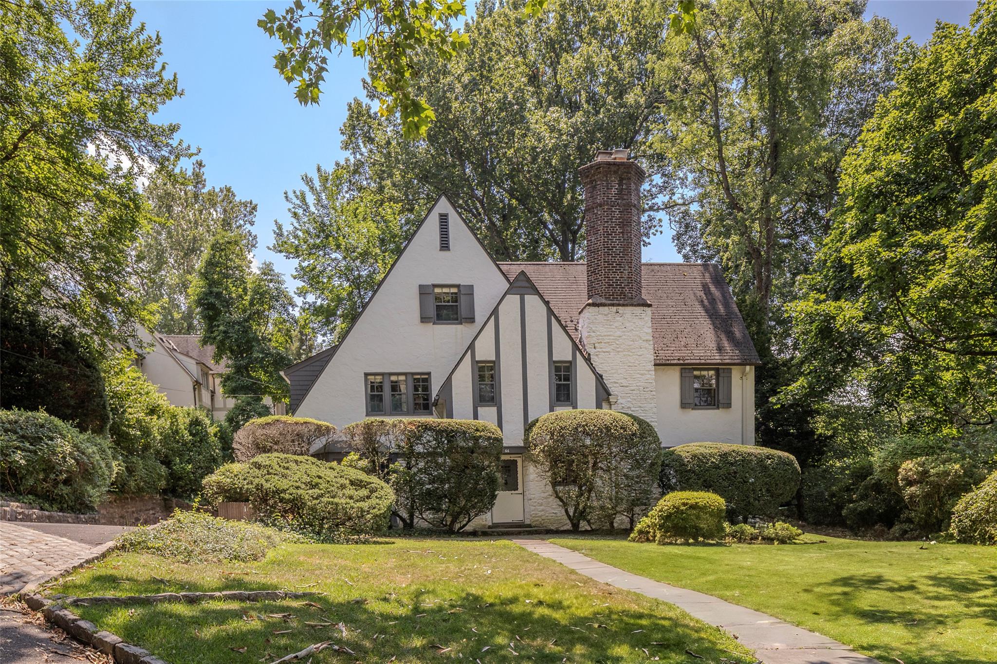 66 Avon Road, Bronxville, NY 10708