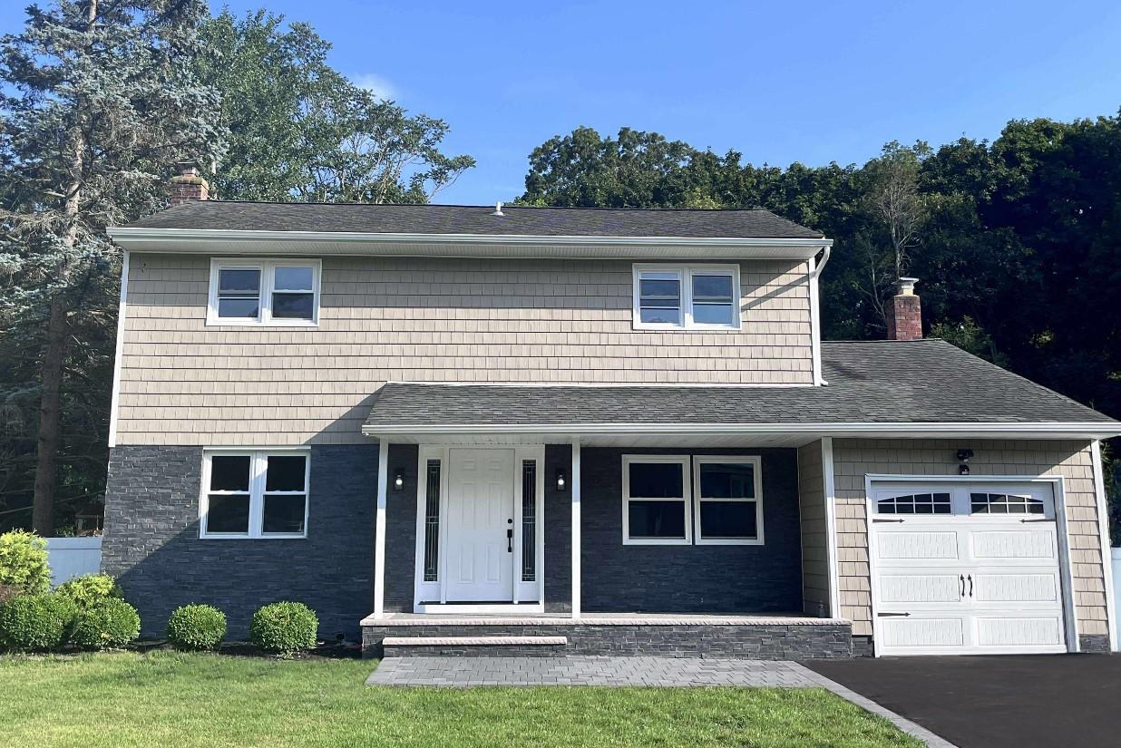 12 Somerset Dr, Commack, NY 11725