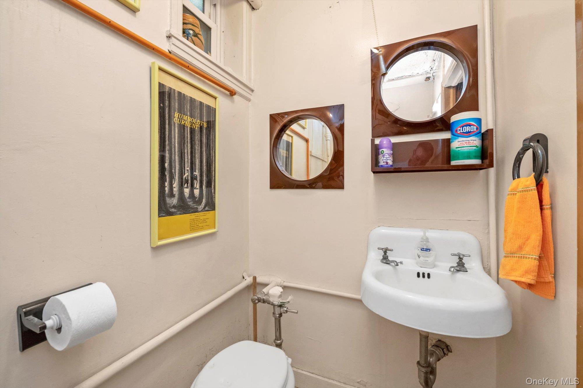 31-32 77 Street, Jackson Heights, NY 11370