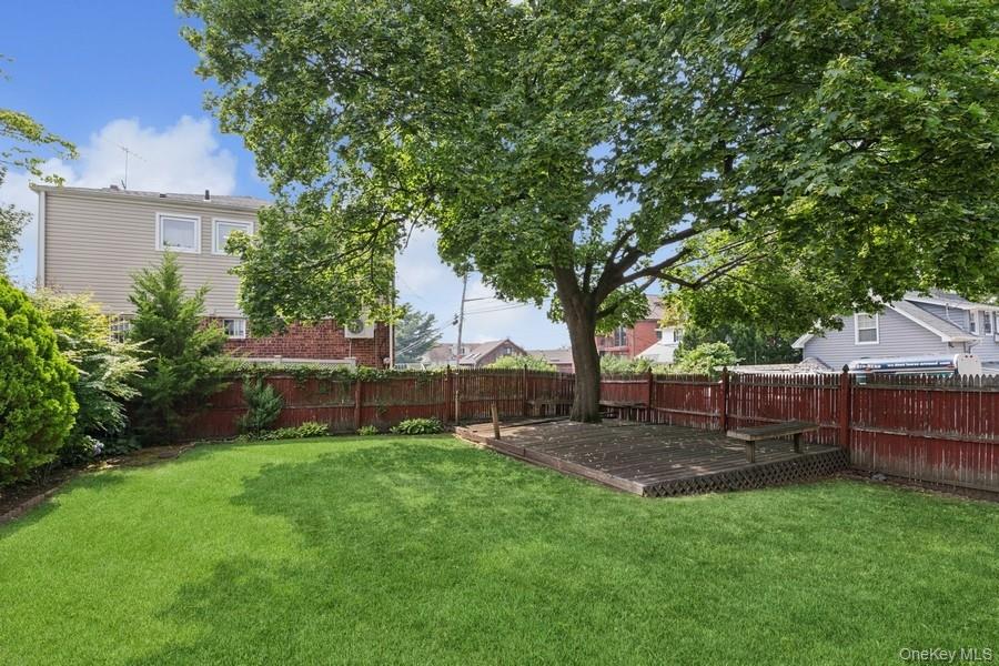 5006 Marathon Parkway, Little Neck, NY 11362