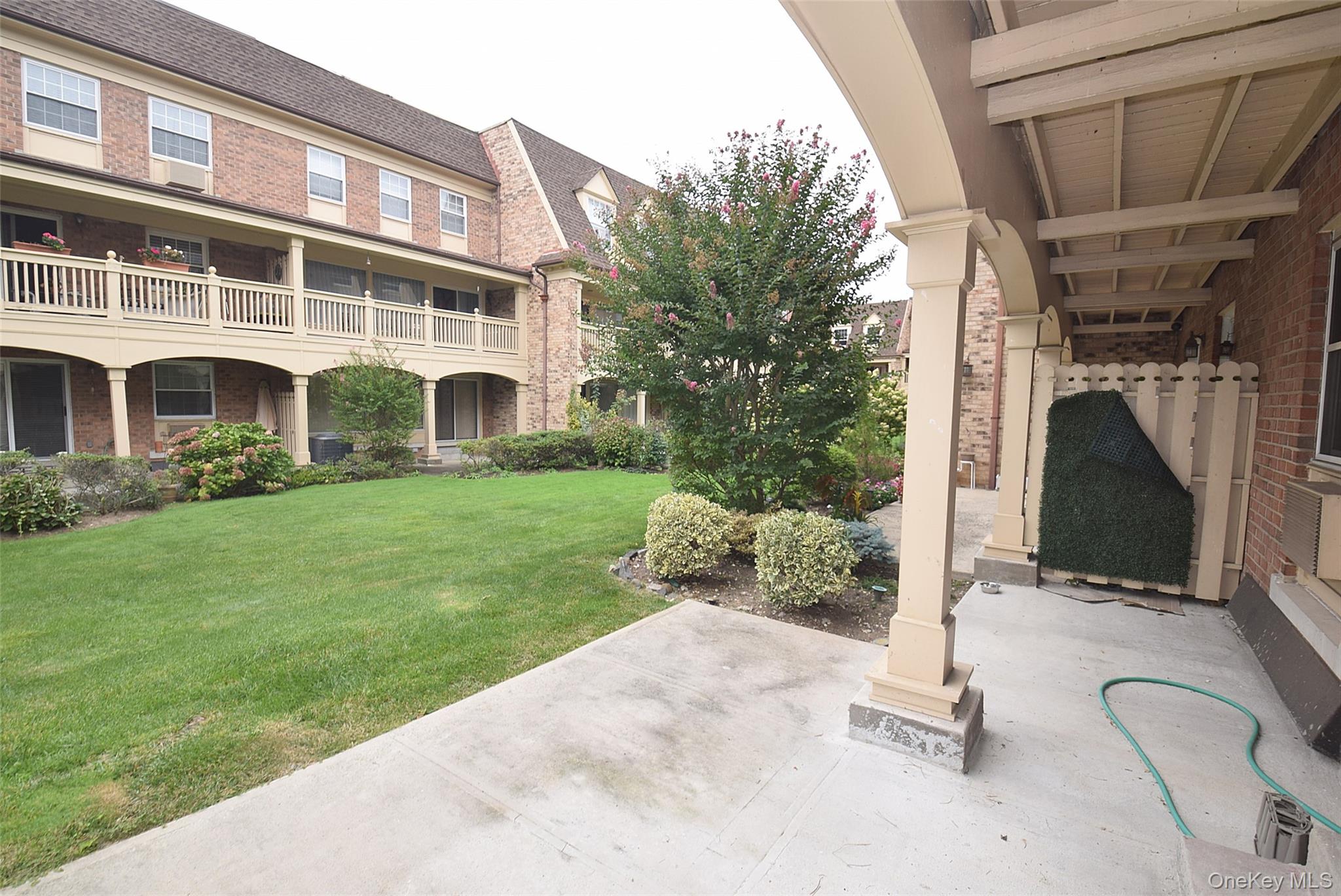 12-36 Estates Lane # 49 L, Bayside, NY 11360