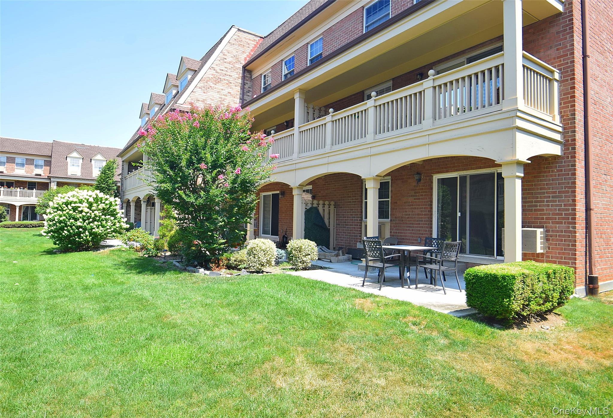 12-36 Estates Lane # 49 L, Bayside, NY 11360