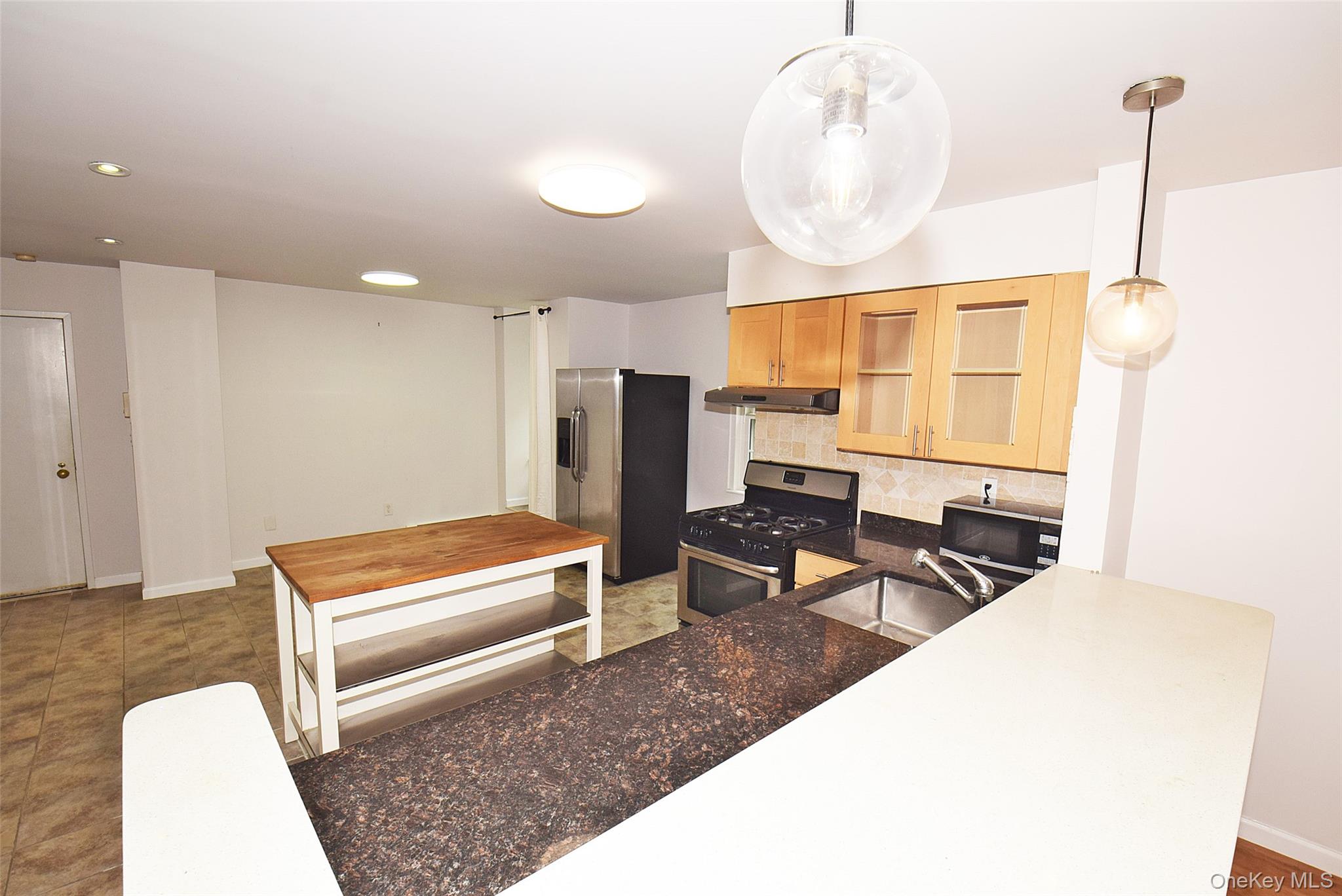 12-36 Estates Lane # 49 L, Bayside, NY 11360