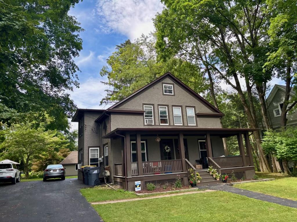 7 Oakland Avenue, Warwick, NY 10990