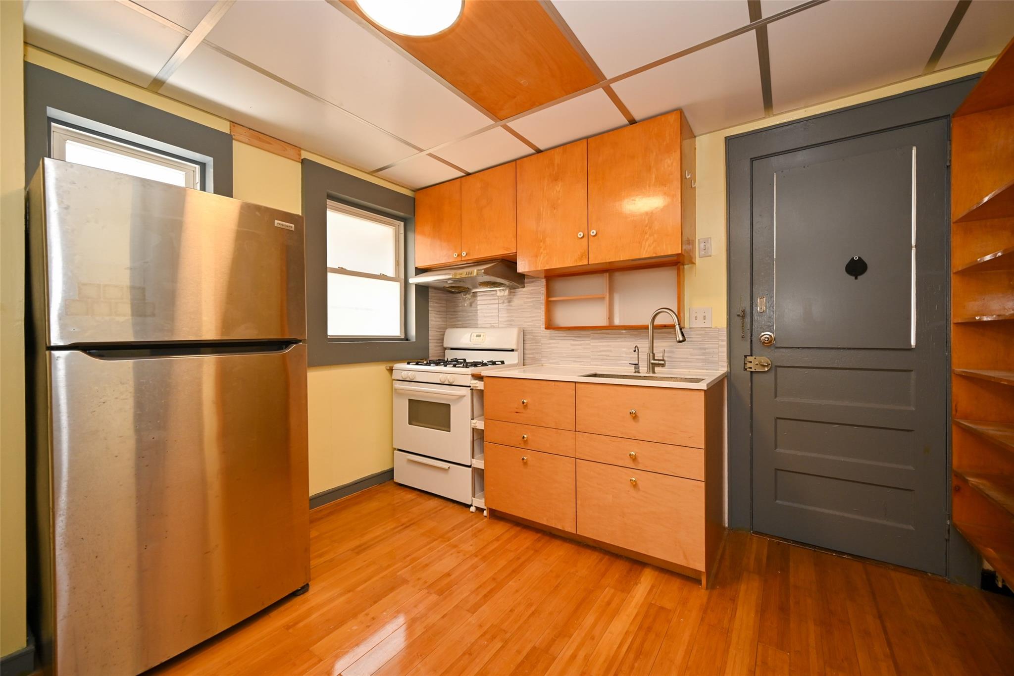 156-14 65 Avenue, Flushing, NY 11367