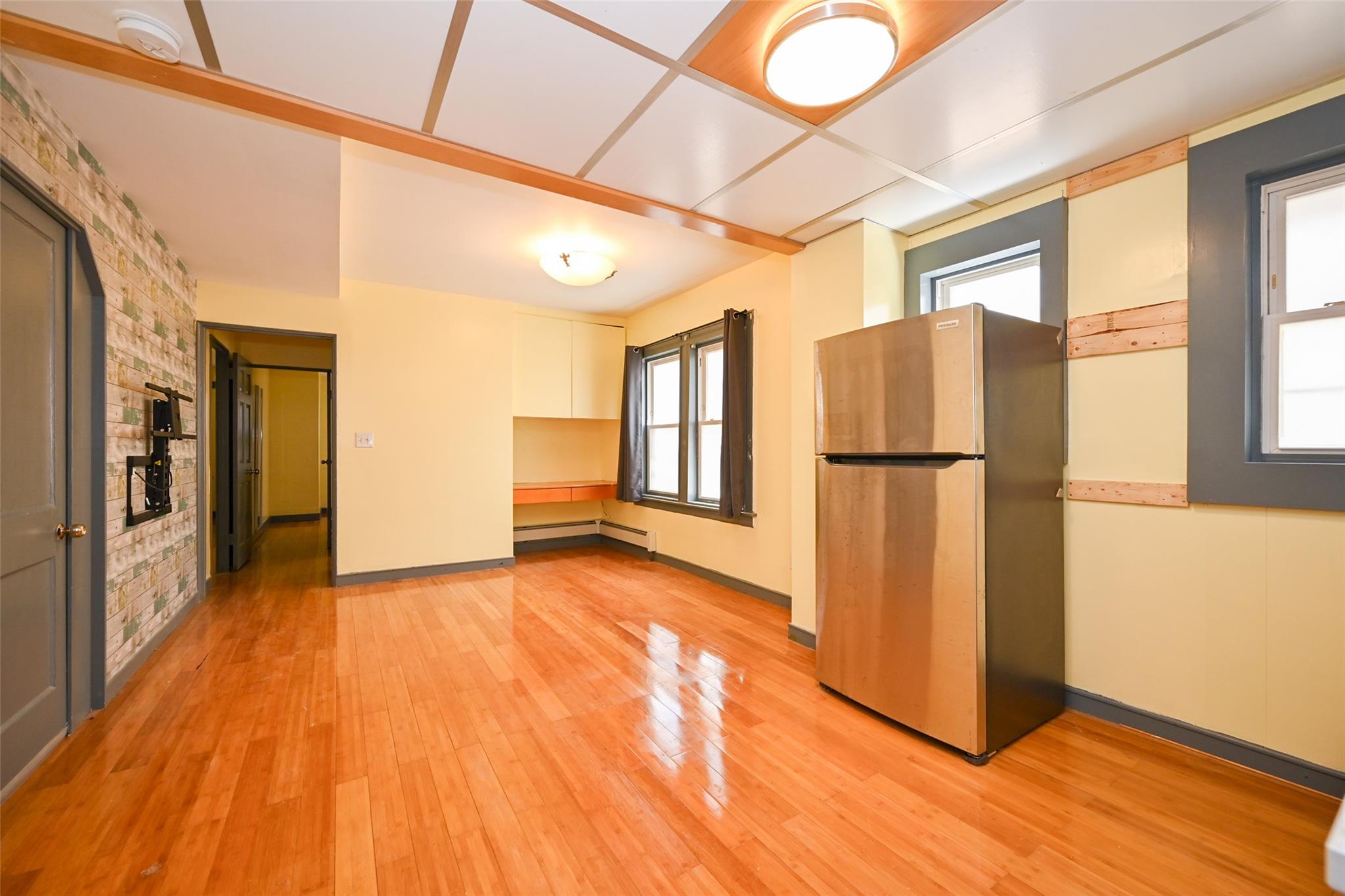 156-14 65 Avenue, Flushing, NY 11367